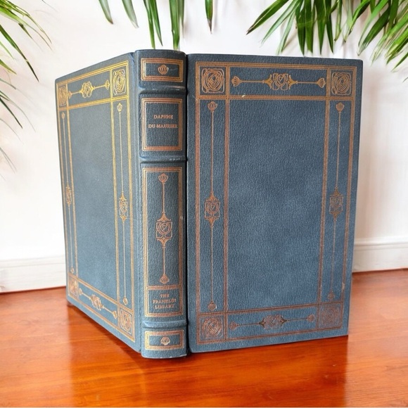 Franklin Library Kiss Me Again, Stranger Daphne du Maurier 1981 Hardcover - Picture 1 of 14